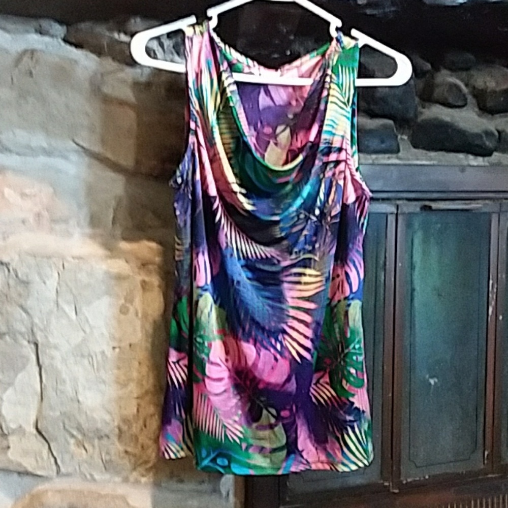 Jaclyn Smith top size S
